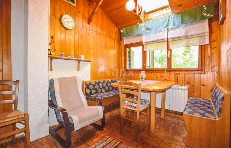 GORSKI KOTAR, VRBOVSKO-Rustikales Ferienhaus aus Holz in Gorski Kotar