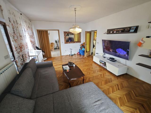 RIJEKA, BIVIO - Gospodski stan 160 m2, panoramski pogled!