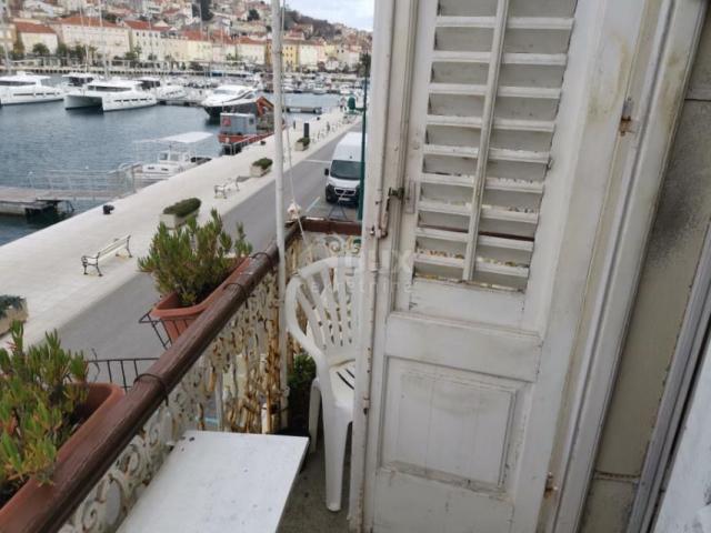 MALI LOŠINJ - Wohnung in erster Reihe zum Meer!