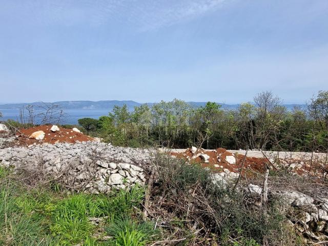 ISTRA, RABAC - Zemljište s otvorenim pogledom na more i građevinskom dozvolom