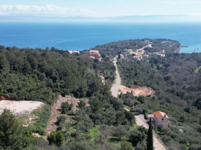 LABIN, SVETA MARINA – Baugrundstück 500m2 mit Meerblick und konzeptionellem Projekt