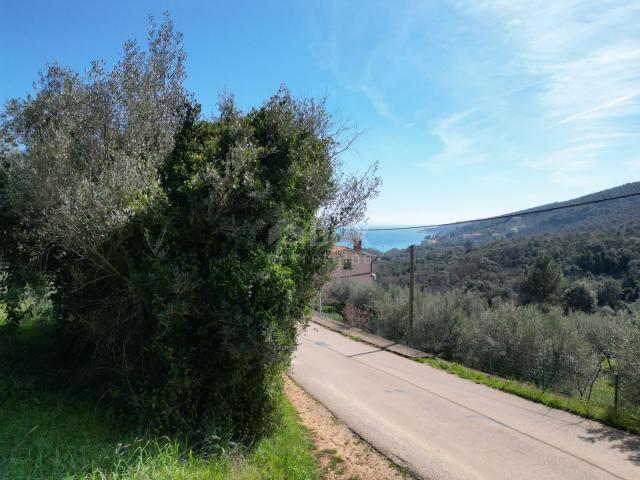 LABIN, SVETA MARINA – Baugrundstück 500m2 mit Meerblick und konzeptionellem Projekt