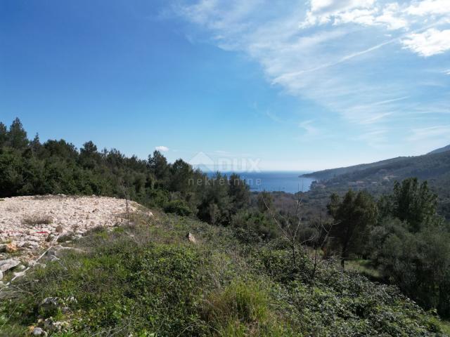 LABIN, SVETA MARINA – Baugrundstück 500m2 mit Meerblick und konzeptionellem Projekt