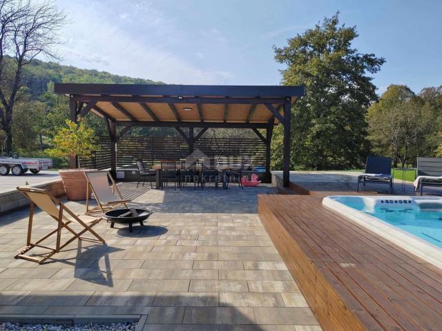 TOUNJ - Haus mit Pool inmitten der Natur