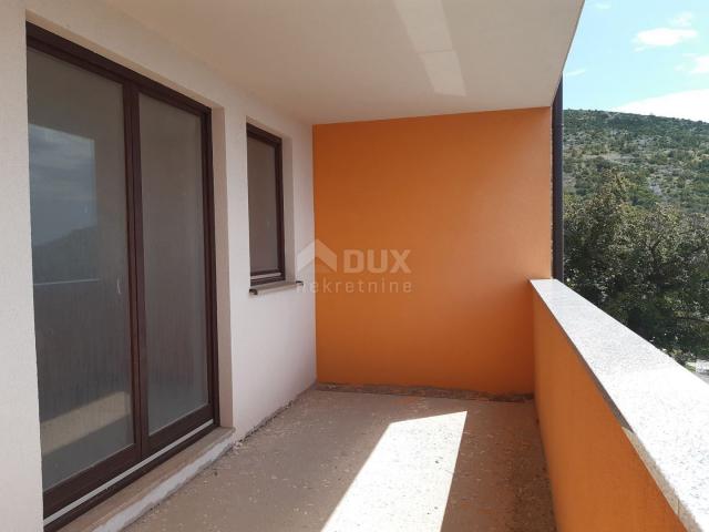 SENJ - Apartment on the ground floor, near the sea