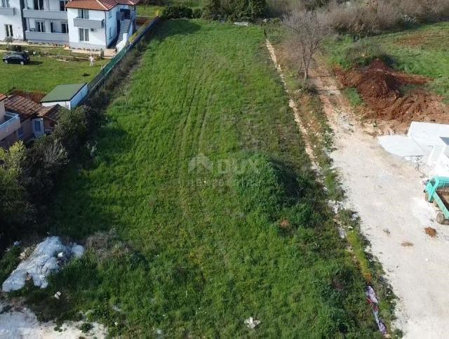 ISTRIA, LIŽNJAN Building land near the sea for residential use!