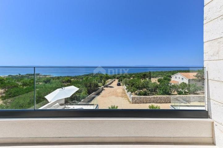 PAG ISLAND, NOVALJA, beautiful stone villa with swimming pool