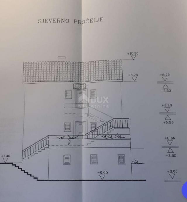 OPATIJA, MATULJI - Grundstück 1372m2 MIT 2 BAUGENEHMIGUNGEN! für 2 Familienhäuser/ 2 Häuser zu vermi