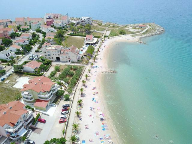 PAG, POVLJANA - Two-story apartment, 100m from the sea, S8