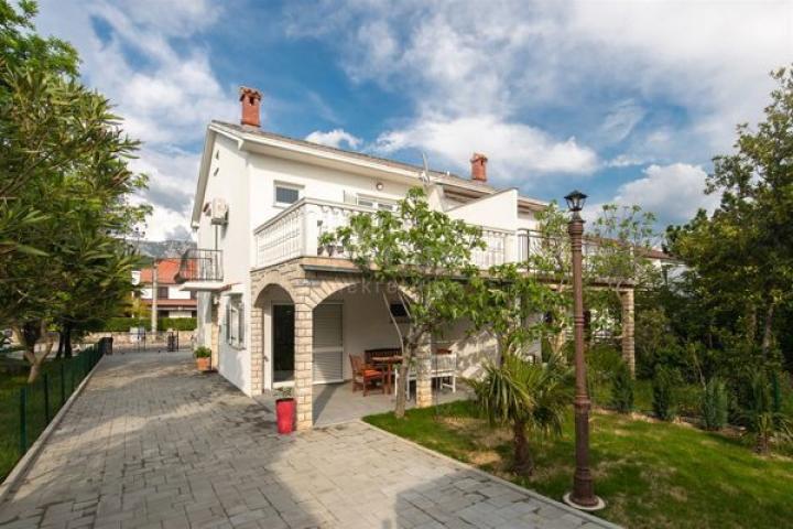 CRIKVENICA, JADRANOVO - schönes Ferienhaus 92m2