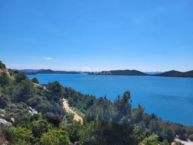 ZADAR, PAKOŠTANE - Two-story apartment with a beautiful view