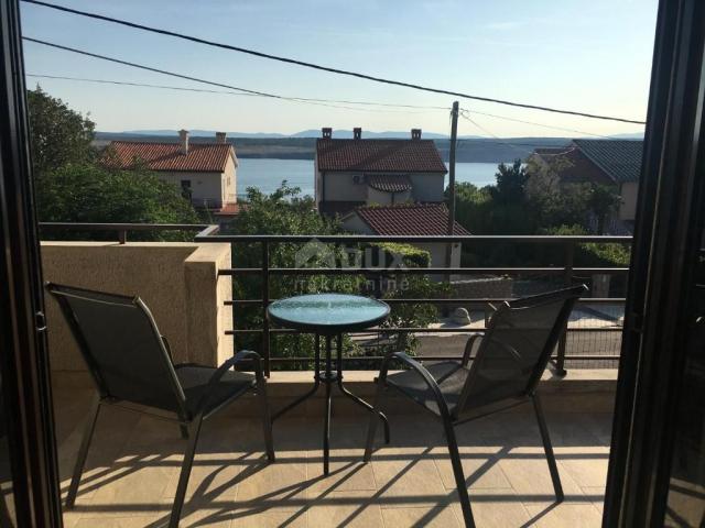 CRIKVENICA, JADRANOVO - lijepa kuća s pet apartmana