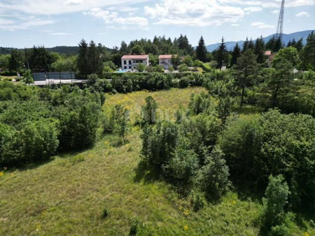 MATULJI, JURDANI, RUPA - Baugrundstück 9000m2 mit GEBÄUDE. GENEHMIGUNG für ein Hallen- und Gewerbewo