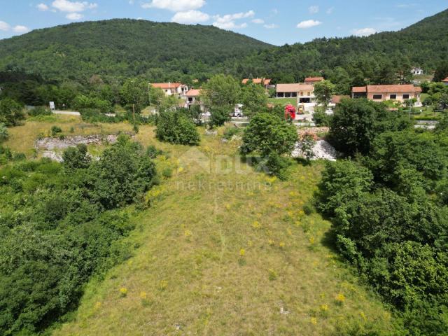 MATULJI, JURDANI, RUPA - Baugrundstück 9000m2 mit GEBÄUDE. GENEHMIGUNG für ein Hallen- und Gewerbewo