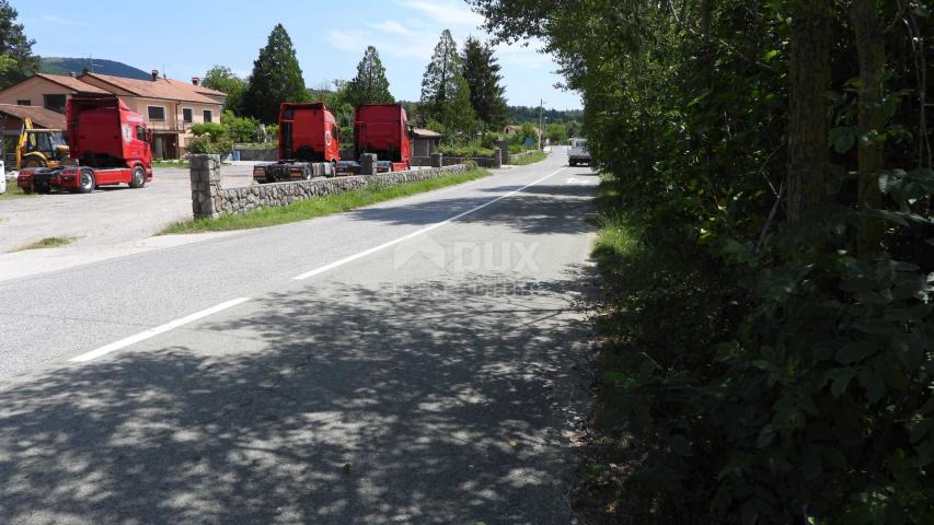 MATULJI, JURDANI, RUPA - Baugrundstück 9000m2 mit GEBÄUDE. GENEHMIGUNG für ein Hallen- und Gewerbewo