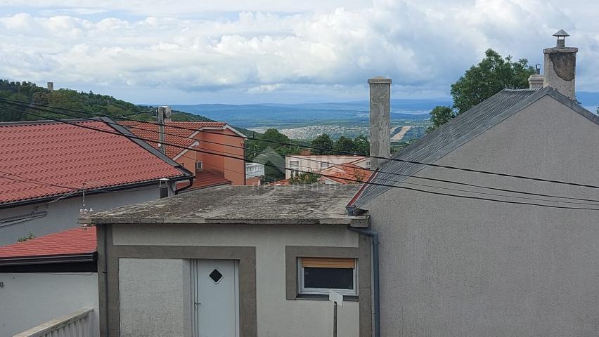 RIJEKA, HRELJIN - kuća 120 m2, sa dva stana, novogradnja