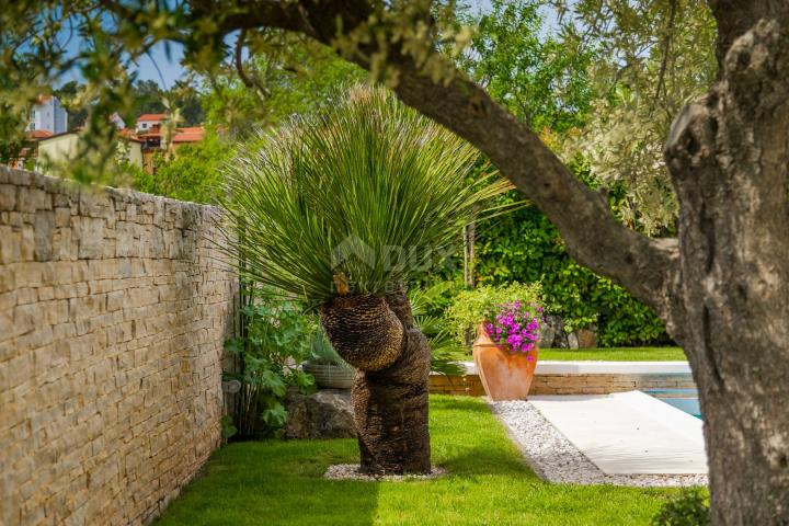 ISTRA, ROVINJ - Očaravajuća vila na mirnoj lokaciji!