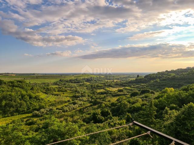 ISTRA, BUJE - Novoadaptirani stan s pogledom na more