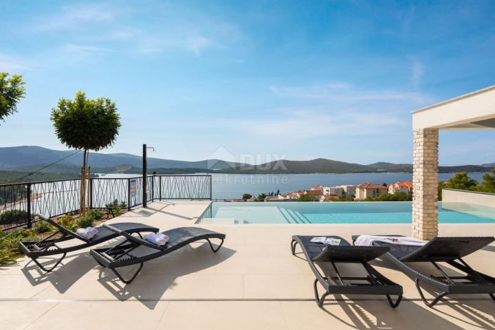 DALMATIA, ŠIBENIK - Luxury villa with swimming pool, soccer field and sauna