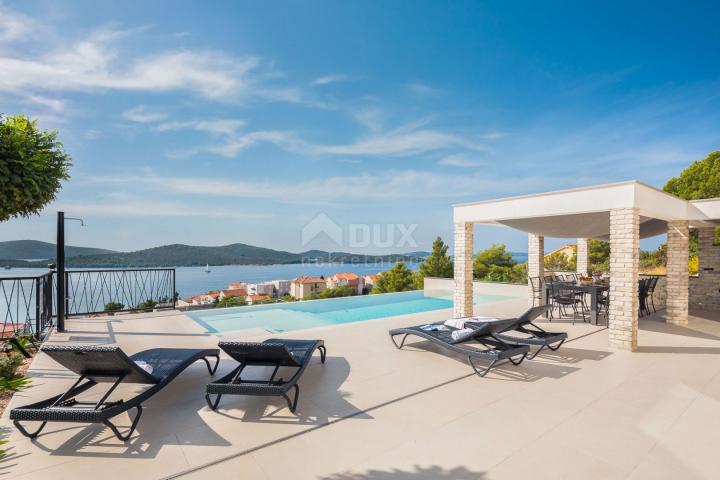 DALMATIA, ŠIBENIK - Luxury villa with swimming pool, soccer field and sauna