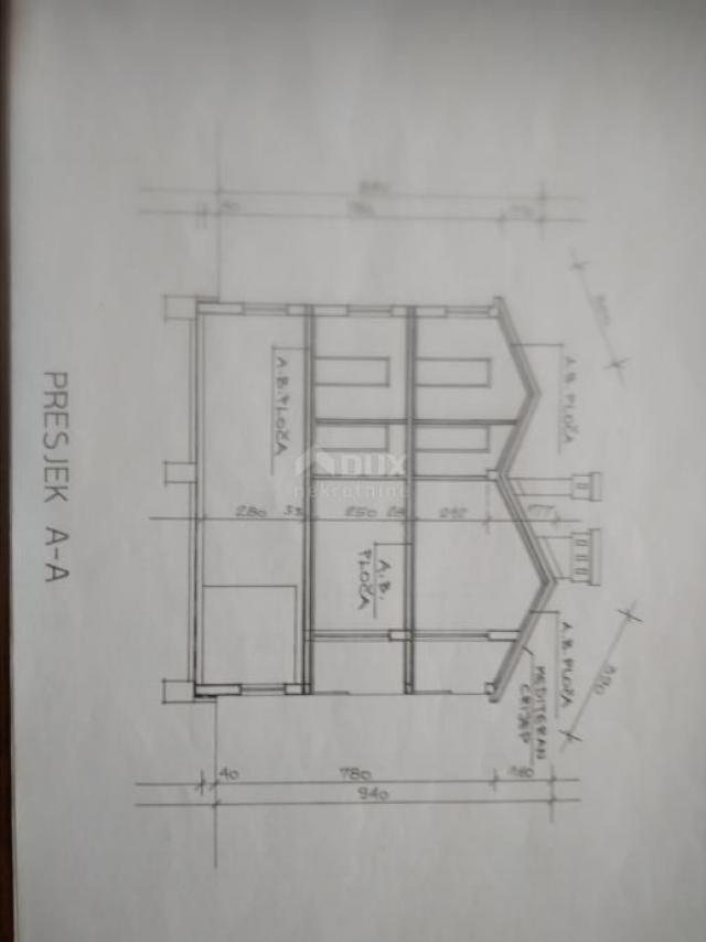 KRK, MALINSKA - Apartmenthaus in der Renovierungsphase, 5 separate Einheiten!