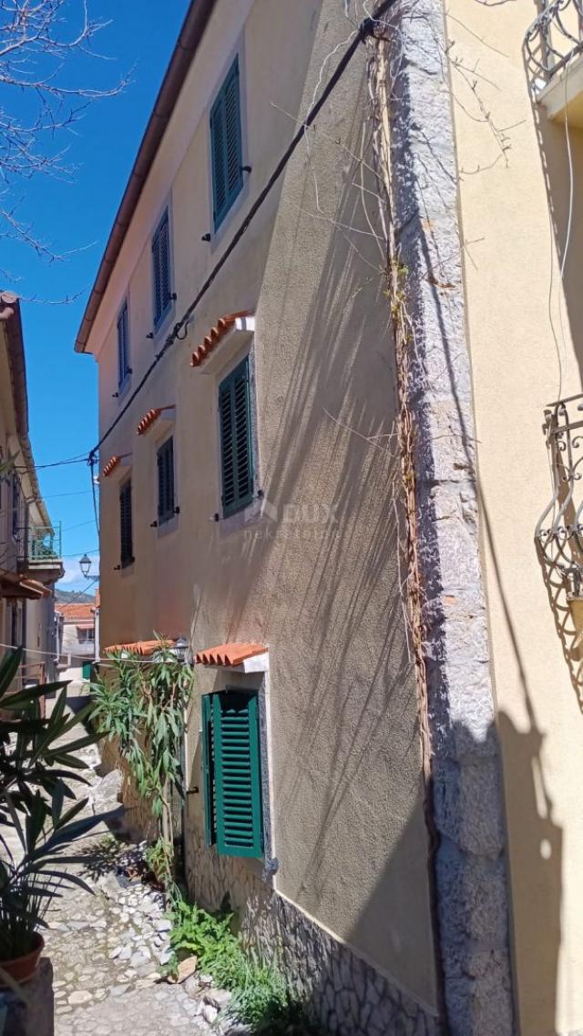 CRES ISLAND, BELI – Wunderschönes Einfamilienhaus in toller Lage