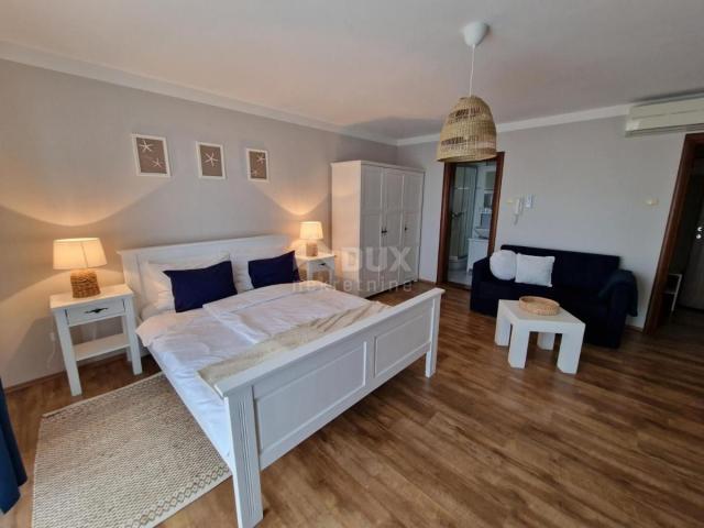 CRIKVENICA - Predivna apartman s pogledom na more!