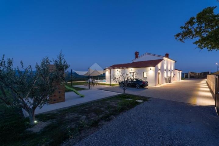 ISTRIA, BUZET - A beautiful villa with an enchanting view