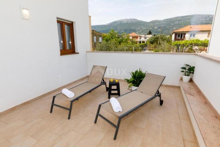 DALMATIA, KAŠTELA Luxury villa with sea view