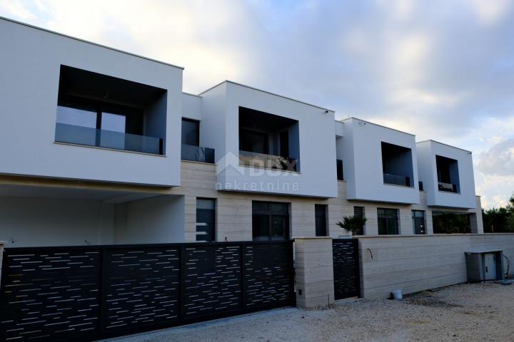 ZADAR, ZATON - Luxury Semi-detached Villa with Heated Pool, Sauna and Gym! New construction! A1