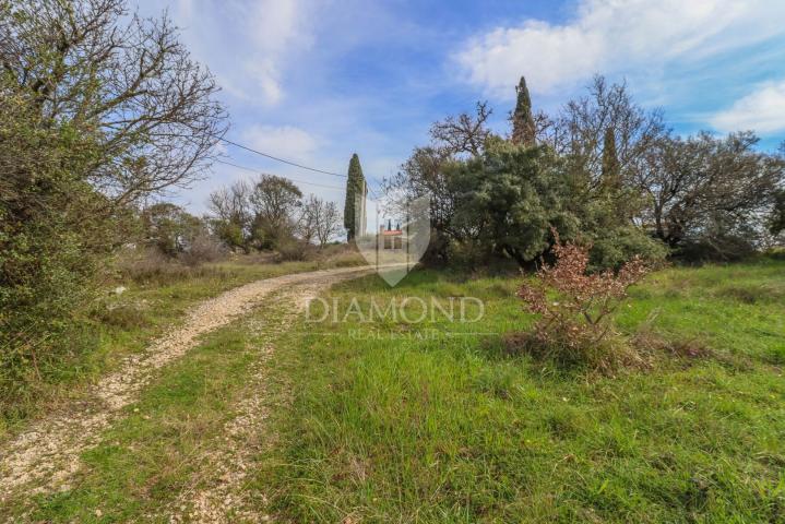 Rovinj, Umgebung, Bahnhof mit Meerblick