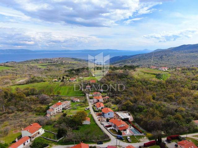 Labin, Bauland am Stadtrand