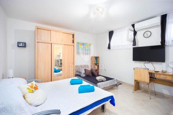 Rovinj, okolica, stan sa apartmanom na mirnoj lokaciji