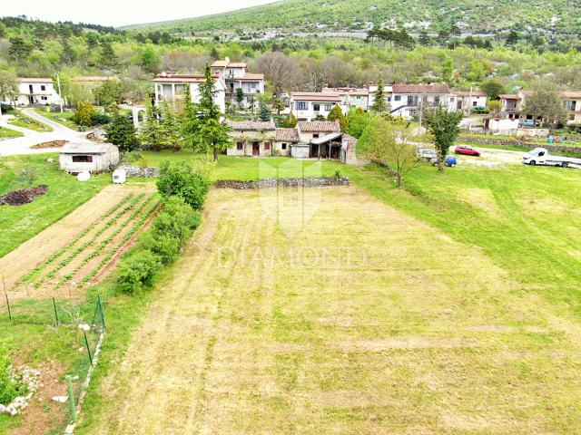 Kršan, Umgebung, Einfamilienhaus zur Anpassung