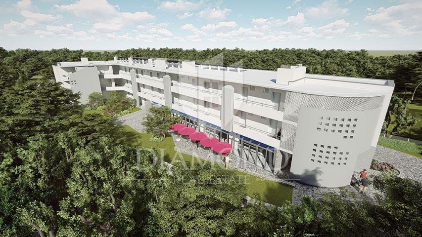 Kanfanar, zemljište na super lokaciji s projektom za aparthotel