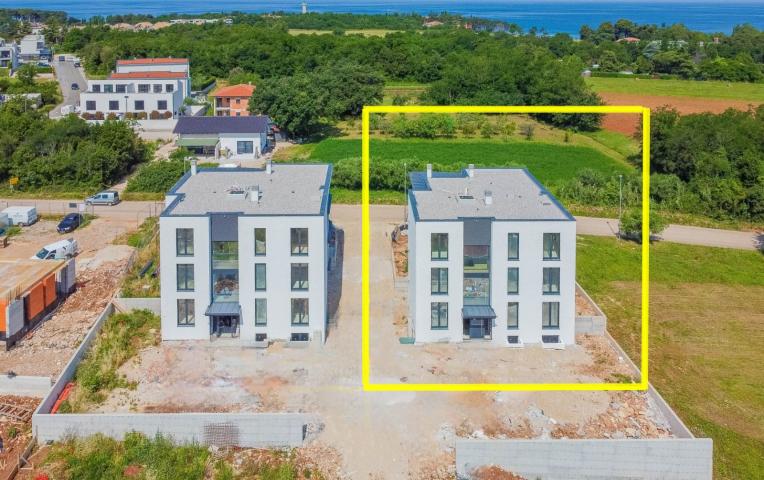 Umag-Bereich, Neubau! Wohnung im Erdgeschoss 900 m vom Meer entfernt!