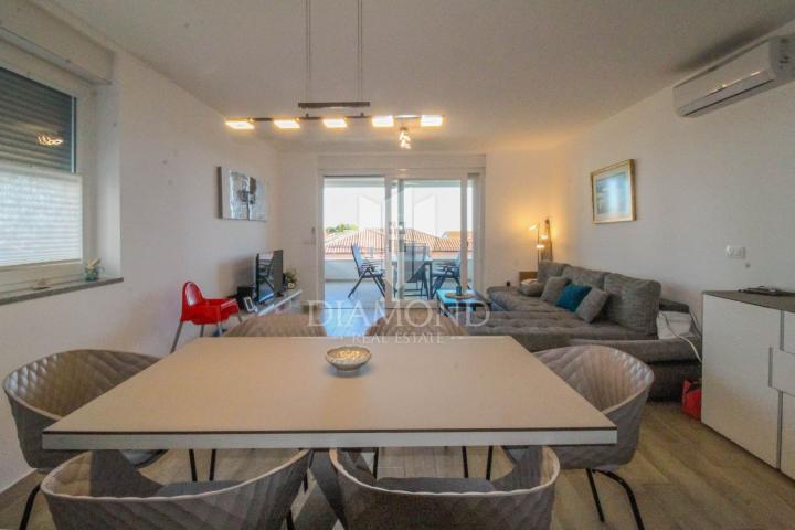 Novigrad, modern apartment with sea view