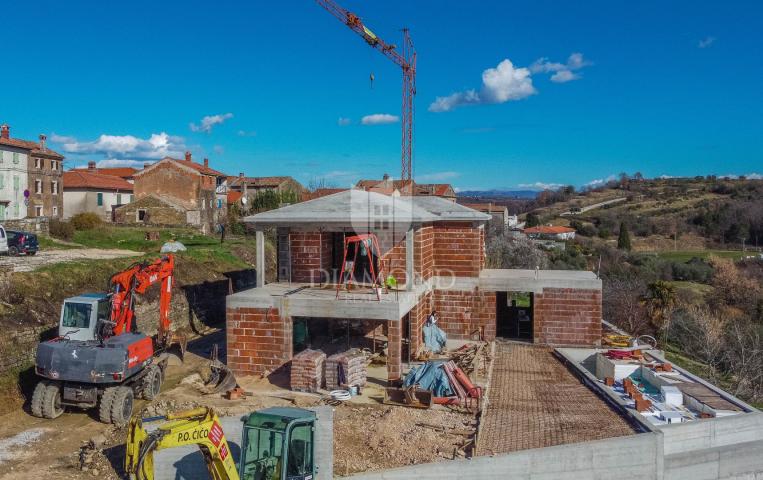 Momjan, villa sa bazenom i panoramskim pogledom na more!