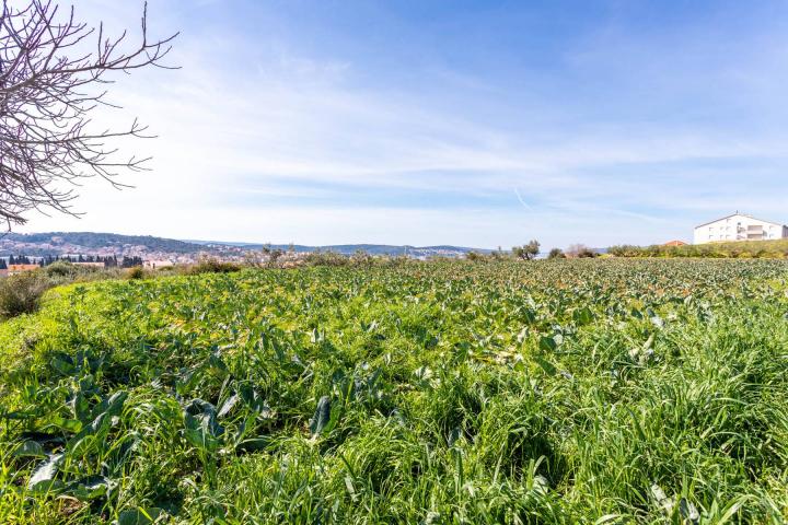 Trogir, Krban, građevinsko zemljište s pogledom na more