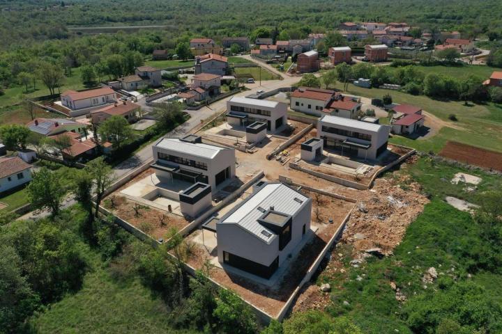 Istra, Sveti Lovreč - Moderna Vila sa bazenom u mirnome mjestu - Villa C