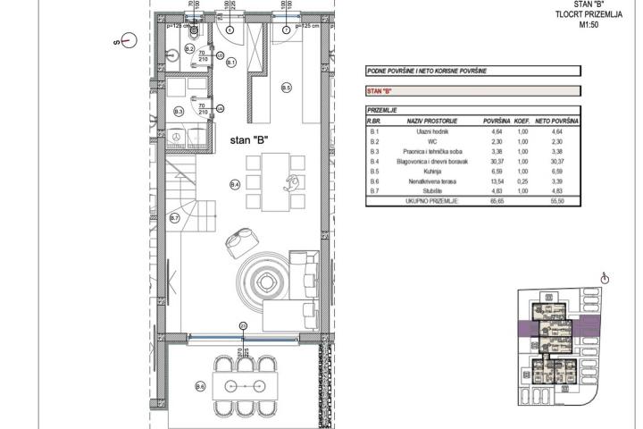 Poreč, prekrasan   i moderan trosobni stan u kući u nizu od 125 m2 s velikim vrtom