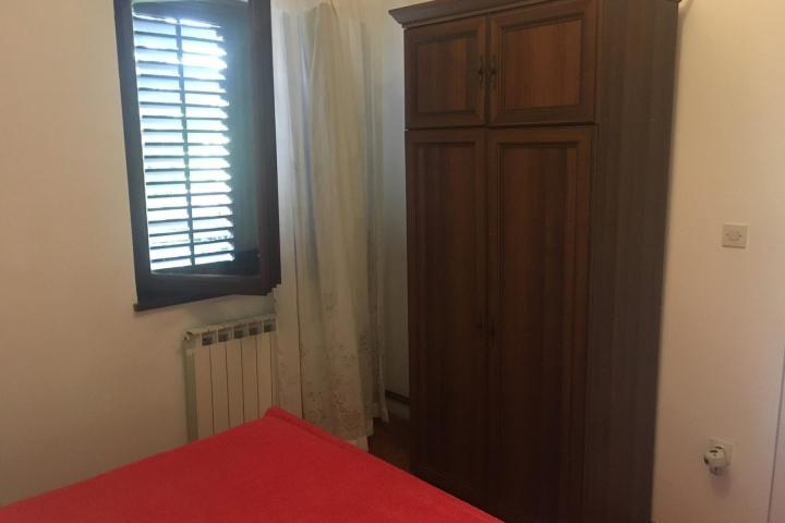 Istra, Premantura, dvosoban stan G na prvom katu  vrtom NKP 42, 30 m2 