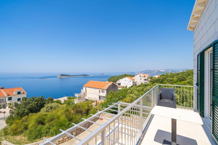 Cavtat, Kamena vila s bazenom 430m2