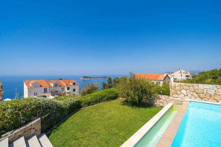 Cavtat, Kamena vila s bazenom 430m2