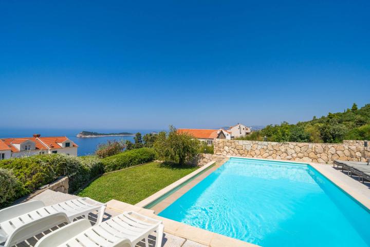 Cavtat, Kamena vila s bazenom 430m2