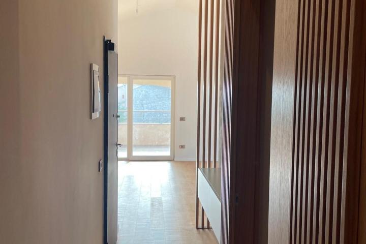 Istra, Umag novogradnja apartman S1 NKP 89, 77 m2