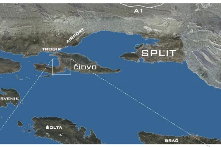 Okrug, luksuzan trosoban stan 100 metara od mora, NKP 76, 95 m2