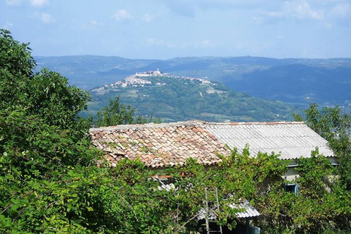 Istra, Kaldir, kuća s idejnim projektom