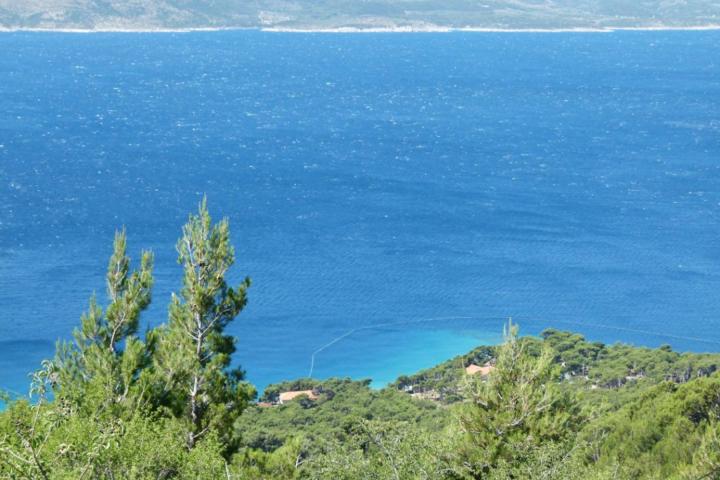 Brela - zemljište s predivnim pogledom (1665 m2)