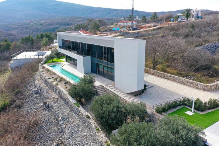 Krk, Vrbnik, jedinstvena villa 240 m2 na zemljištu 800 m2